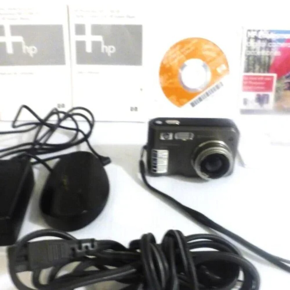 BK32bsm - HP Photosmart CAMERA R817/R818 COMPLETE Disc Battery Charger Manual
